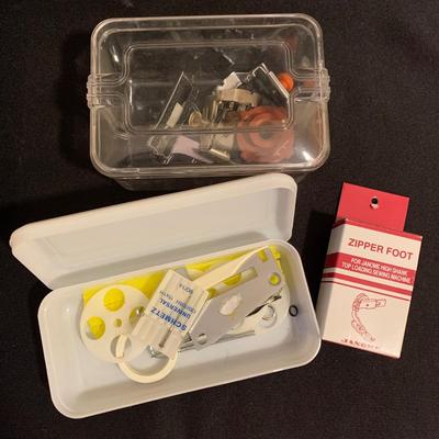 Janome Memory Craft 5000 Sewing Machine (B2-KW)