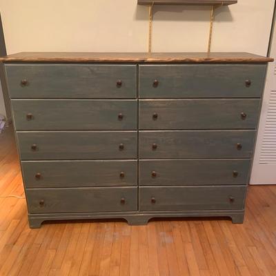 Painted and Stained Chest of Drawers (B2-KW)