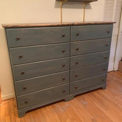 Painted and Stained Chest of Drawers (B2-KW)