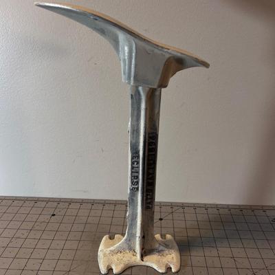 Case Iron Show Form with Stand