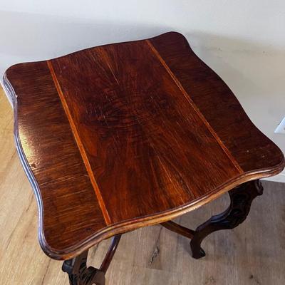 Side Table Walnut Veneer Top 