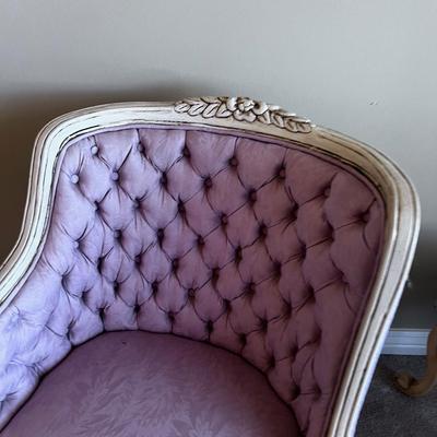 Pink Diamond Tufted Chair 