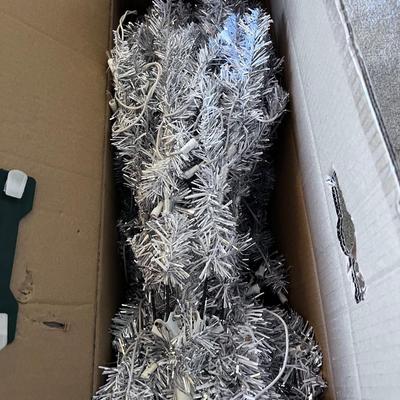 5 Foot Pre Lite WHITE Tinsel Tree