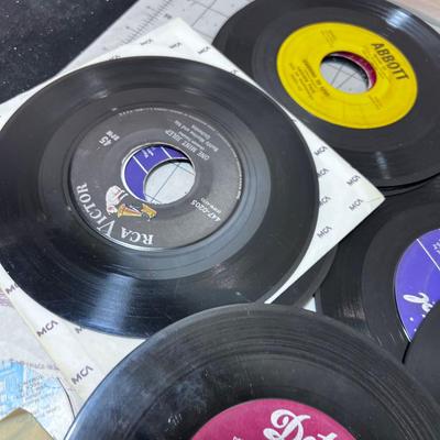 Collection of 45 Records; Pop & Rock, 50's & 60's 