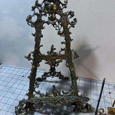 Easel Frame Holders 