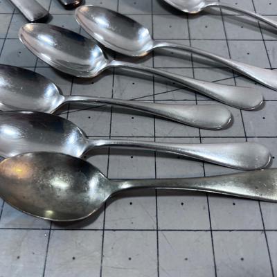 W M Rogers 3 piece Service for 6 Silver Plate 