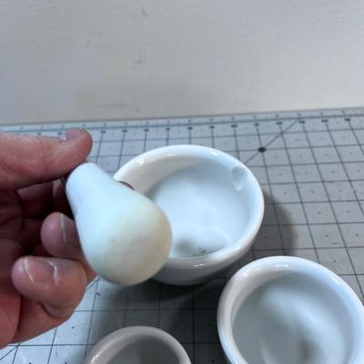 Mortar and Pestel set (3) Bowls plus 