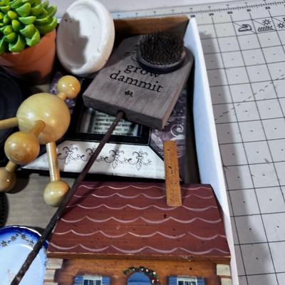 Decorative Items: Succulents, Flower Frog, Super Small Bird House