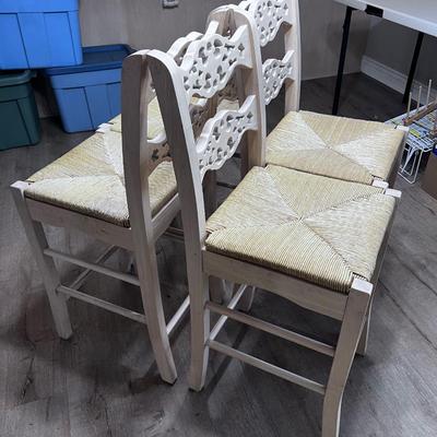 4 White Washed Oak Stool with Rush Seat