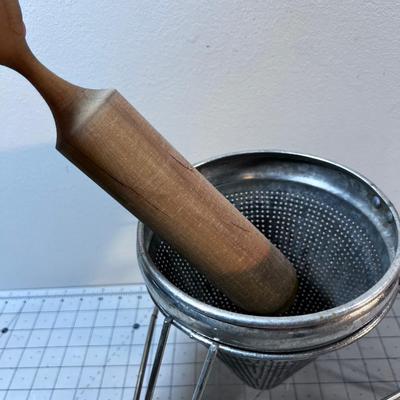 Juicer / Strainer 