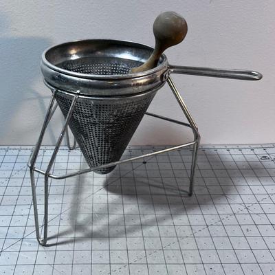 Juicer / Strainer 