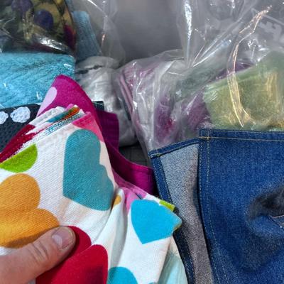 Linens: Aprons, Linen Napkins and Dish Clothes 