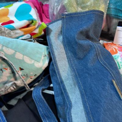 Linens: Aprons, Linen Napkins and Dish Clothes 