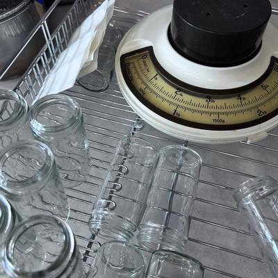Rolling Rack and Spice Jars. 