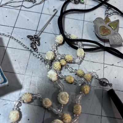 Mixed Lot of Jewelry