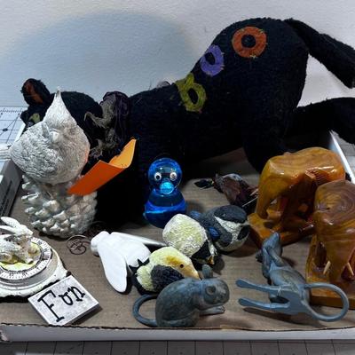 Tray of Animals - All sorts