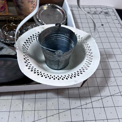 Decorative Metal Items