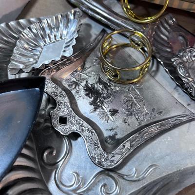 Decorative Metal Items