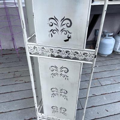 White Metal Privacy Screen 