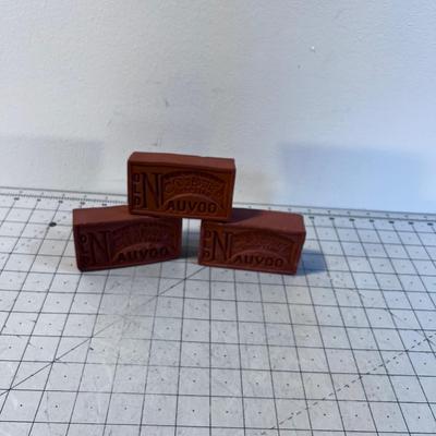 3 Nauvoo Bricks