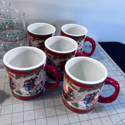 Christmas Glasses and MUGS 