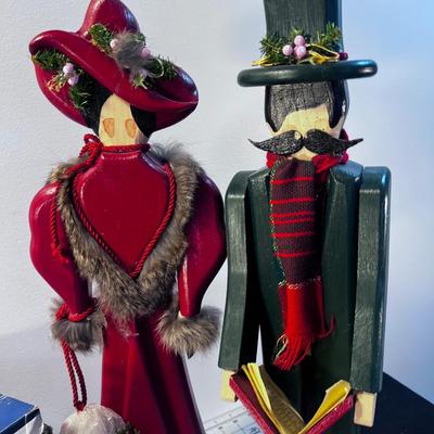 Christmas Item Carolers, Snowmen etc.