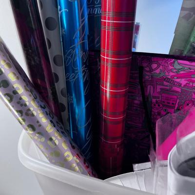 Wrapping Paper w/Bin