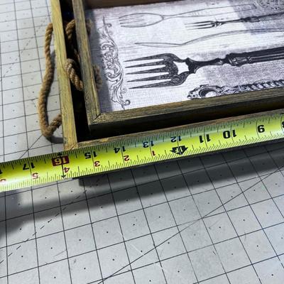 2 Serving trays, Wood