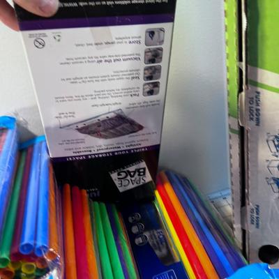 NEW Kitchen Paper & plastic Products