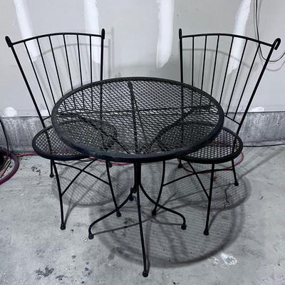 Wire Black Bistro Table and 2 Chairs 