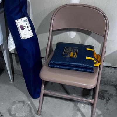 Folding Chair and a Stadium Cushion (3 pieces) 