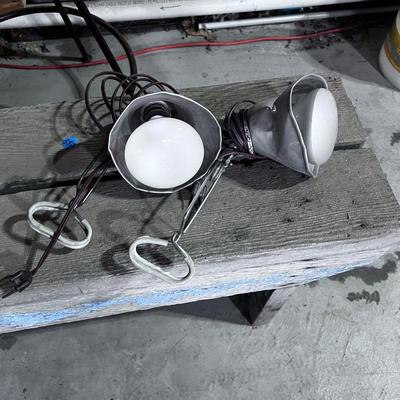 2 Clip on Spot Lights