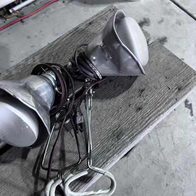 2 Clip on Spot Lights