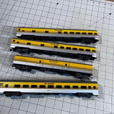 HO Scale Rio Grand Cars Passenger Train Cars 4