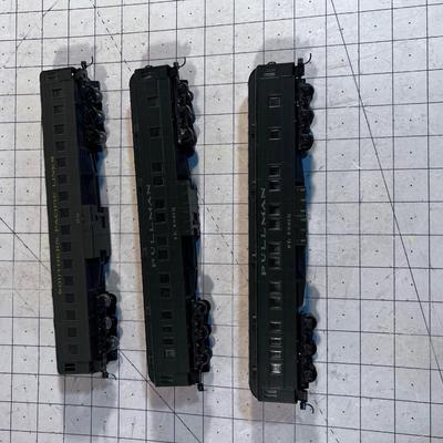 2 Pullman and 1 Southern Pacific Passenger Cars HO SCALE.