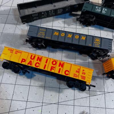 6 Gondola Cars - Various Names