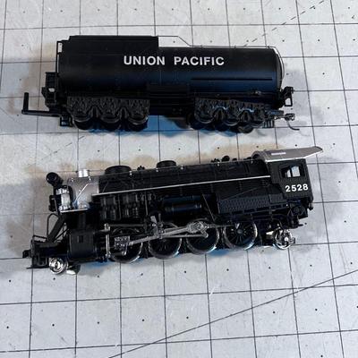 Bachman UNION Pacific No.2528 ENGINE