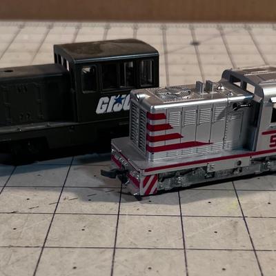 2 Switch Engines 