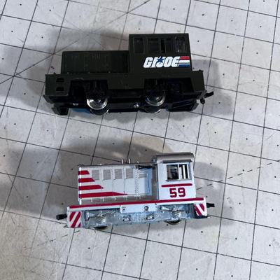 2 Switch Engines 