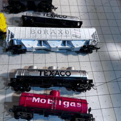 10 Tanker Cars - Various kind