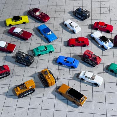 HO Scale Cars and Tractors