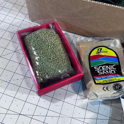 Model Railroad Scenery Items 