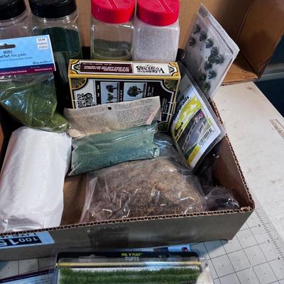Model Railroad Scenery Items 