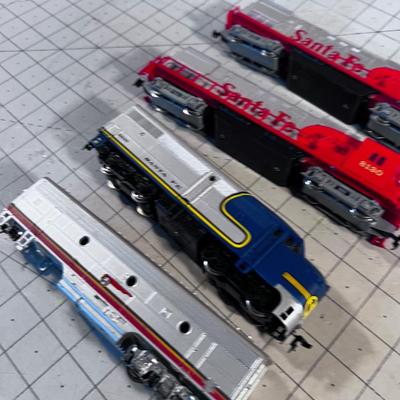 4 Santa Fe Engines 