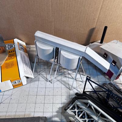 HO Scale Buildings: Factories and Bridges