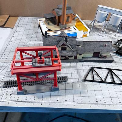 HO Scale Buildings: Factories and Bridges