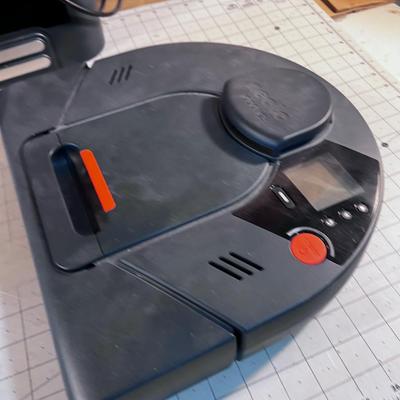 NEATO Robotics Vacuum 