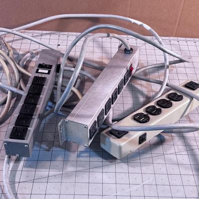 3 Plug Bars 