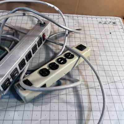 3 Plug Bars 