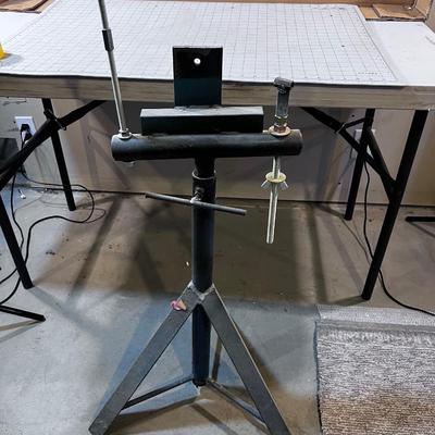 Tripod Tool Stand Shop Helper